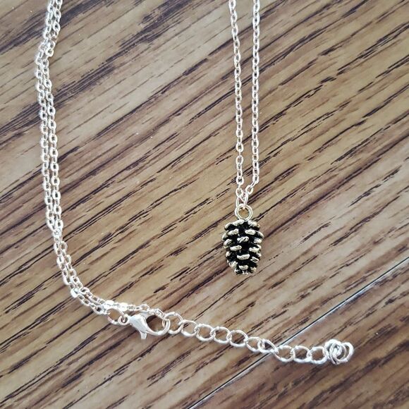 Elegant 14K Gold-Plated Pine Cone Pinecone Drop Dangle Earrings and Necklace Set - Picture 3 of 4